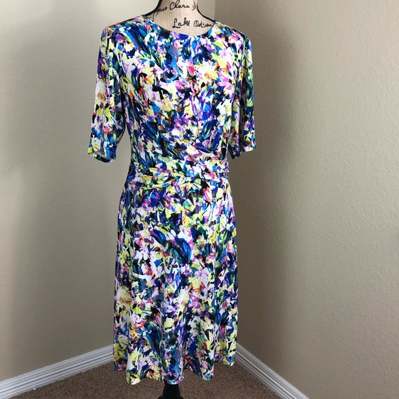 London Times Dresses & Skirts - London Times Floral Stretch Jersey Dress 1X